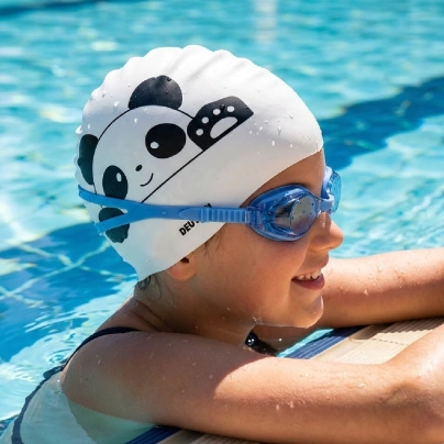 Gorra nataci&oacute;n silicona infantil Deutsch Panda Blanca