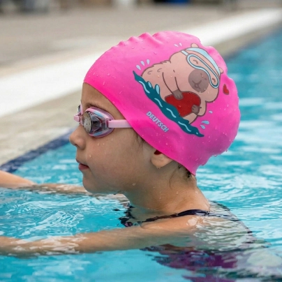 Gorra silicona infantil Capibara nadando Fucsia